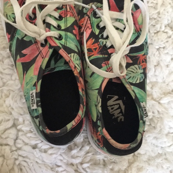 Floral Vans - Picture 5 of 6
